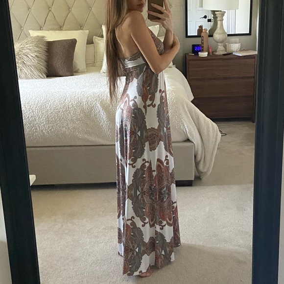 Stretchy/Silky Maxi Dress - Picture 3 of 11